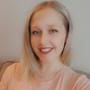 Meet your Posher, Laurel